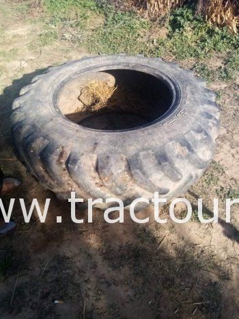 À vendre Tracteur avec matériels Steyr 768 complet
