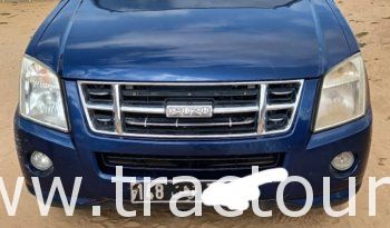 À vendre Camionnette 2 portes avec benne Isuzu D-max 2.5 TD LS importée du Khalij complet