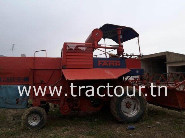 À vendre Moissonneuse batteuse Deutz Fahr M1102 (1980) complet