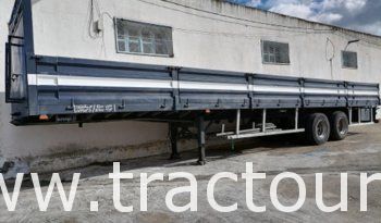 À vendre Semi remorque plateau avec ridelles Comet 30 tonnes (2003) complet