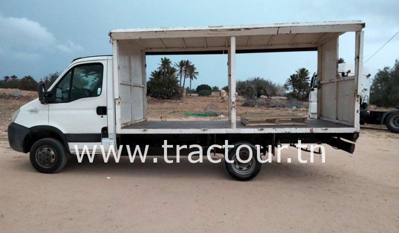 À vendre Camion fourgon Iveco Daily 35c15 (2012) complet