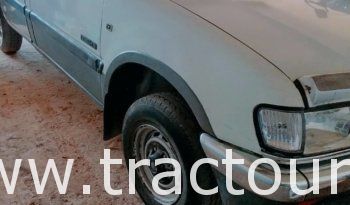 À vendre Camionnette 2 portes avec benne Isuzu Super Faster 2.5D (2004) complet
