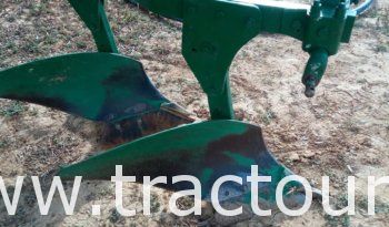 À vendre Charrue à 2 socs avec canadienne 13 dents complet