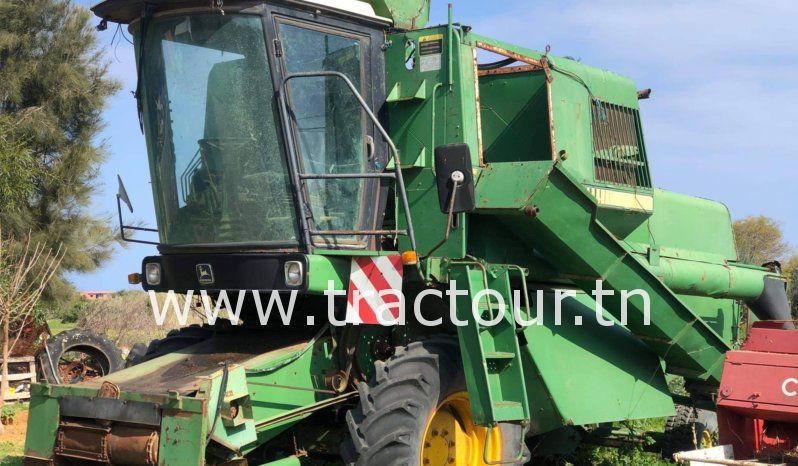 À vendre 2 Moissonneuse batteuse John Deere 1065 et 1065R complet
