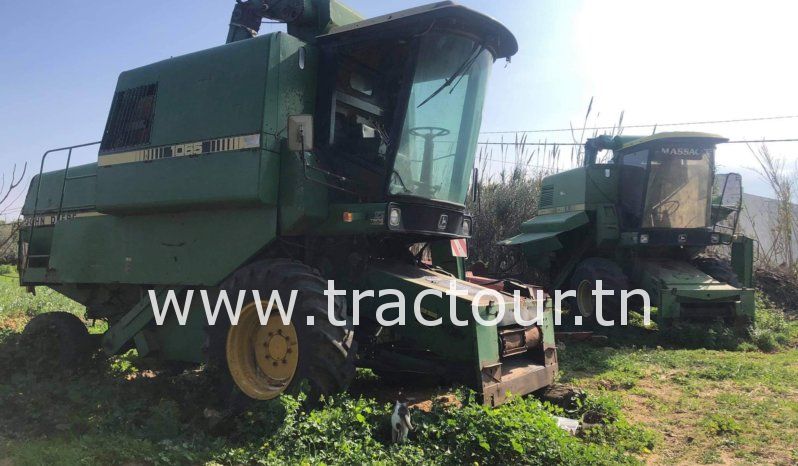 À vendre 2 Moissonneuse batteuse John Deere 1065 et 1065R complet