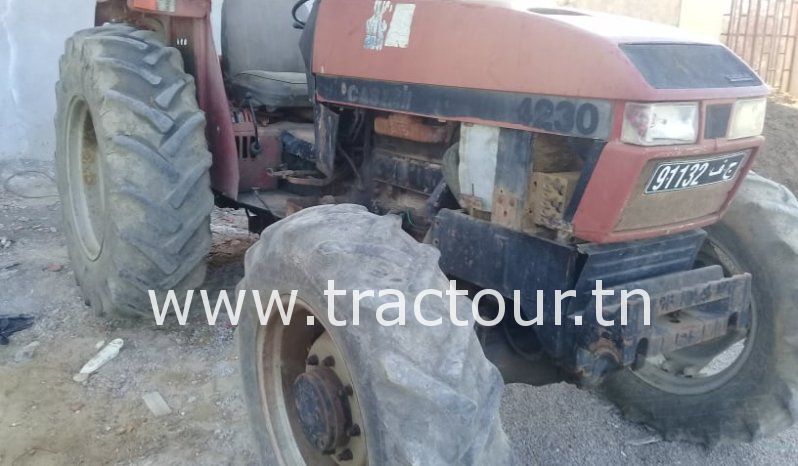 À vendre Tracteur Case IH 4230 (1999) complet