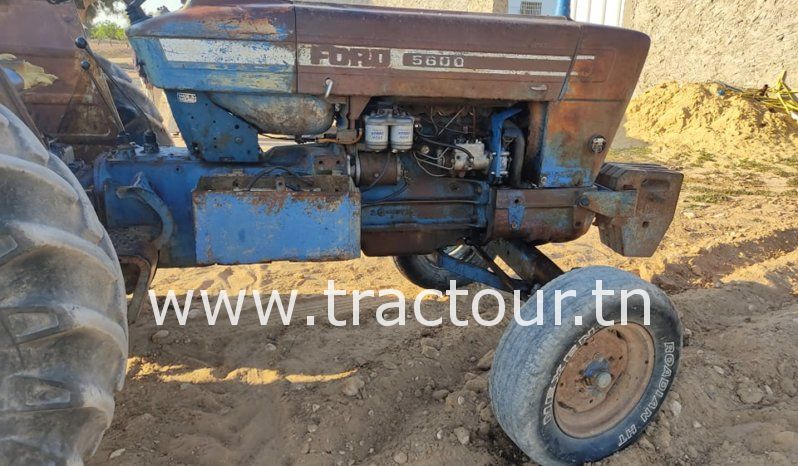 À vendre Tracteur Ford 5600 complet