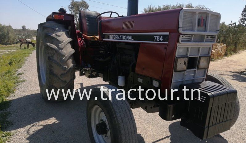 À vendre Tracteur International 784 complet