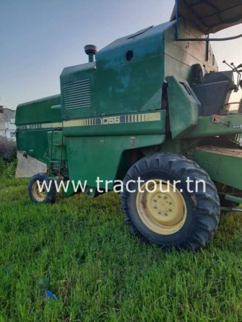 À vendre Moissonneuse batteuse sans cabine John Deere 1055 complet