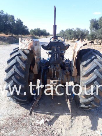 À vendre Tracteur Ford 6600 complet