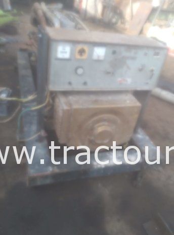 À vendre Groupe électrogène 6 cylindres Deutz type F6L912 – 65 kVA complet