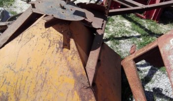 À vendre Ferraille matériel agricole complet