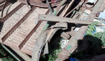 À vendre Ferraille matériel agricole complet