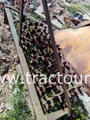 À vendre Ferraille matériel agricole complet