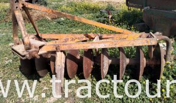 À vendre Déchaumeuse à 9 disques Huard complet