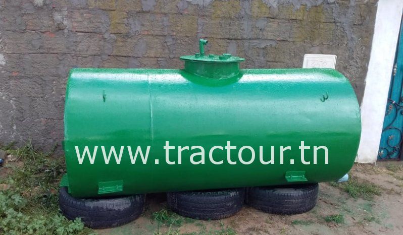 À vendre citerne 2000 Litres complet