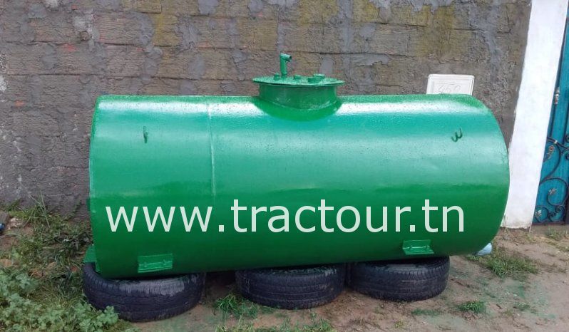 À vendre citerne 2000 Litres complet