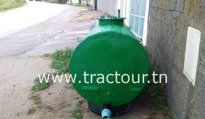 À vendre citerne 2000 Litres complet