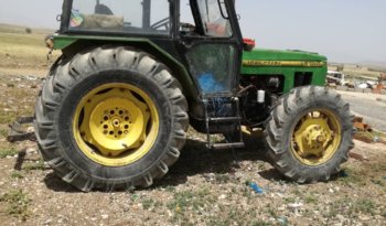 À vendre Tracteur avec cabine John Deere 2300 complet