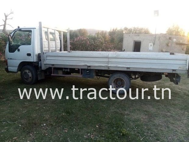 À vendre Camion plateau avec ridelles Isuzu NPR 3.5 tonnes (2007) complet