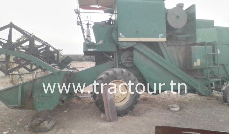À vendre Moissonneuse batteuse John Deere 950 complet