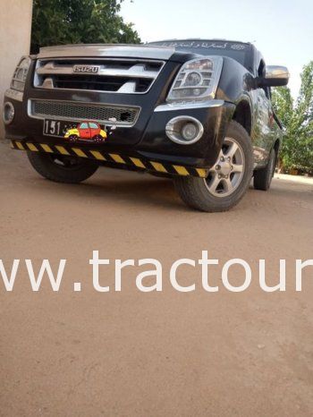 À vendre Camionnette 2 portes avec benne Isuzu D-Max 2.5 TD (2011) complet
