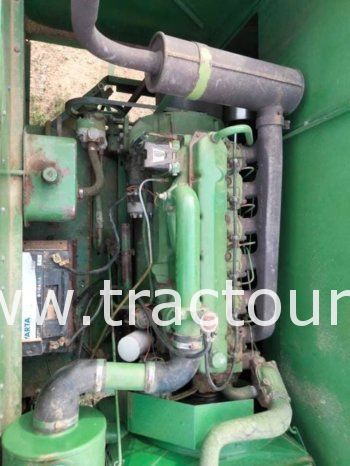 À vendre Moissonneuse batteuse John Deere 955 complet