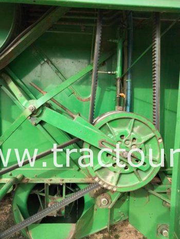 À vendre Moissonneuse batteuse John Deere 955 complet