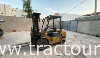 À vendre Chariot élévateur diesel 3 tonnes moteur Isuzu complet
