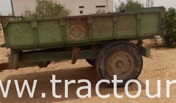 À vendre Tracteur avec matériels Massey Ferguson 260 avec semi remorque agricole benne et citerne complet