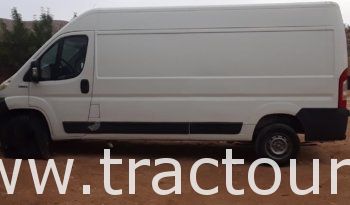 À vendre Utilitaire fourgon Peugeot Boxer complet