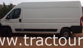 À vendre Utilitaire fourgon Peugeot Boxer complet