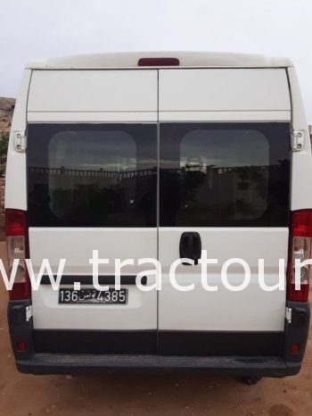 À vendre Utilitaire fourgon Peugeot Boxer complet