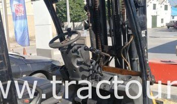 À vendre Chariot élévateur diesel 3 tonnes (2006) complet