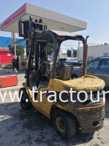 À vendre Chariot élévateur diesel 3 tonnes (2006) complet