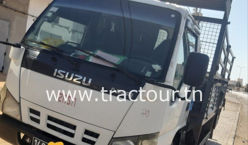 À vendre Camion plateau avec ridelles Isuzu NKR (2010) complet