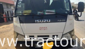 À vendre Camion plateau avec ridelles Isuzu NKR (2010) complet