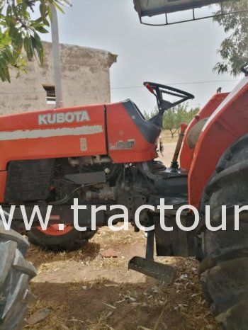 À vendre Tracteur Kubota M9000 complet