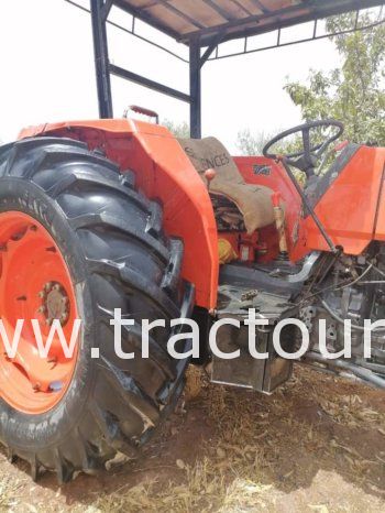 À vendre Tracteur Kubota M9000 complet