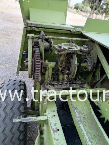 À vendre Presse à paille – Brissa Claas Markant 55 complet