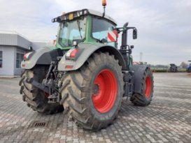 À vendre Tracteur avec cabine – complet