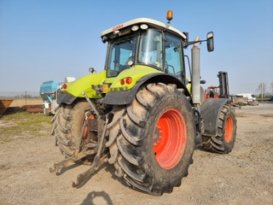 À vendre Tracteur avec cabine – complet