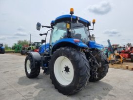 À vendre Tracteur avec cabine New Holland TD5.115 complet