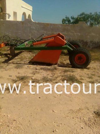 À vendre Épierreuse complet