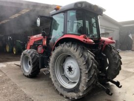 À vendre Tracteur avec cabine Massey Ferguson 5709 complet