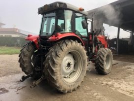 À vendre Tracteur avec cabine Massey Ferguson 5709 complet