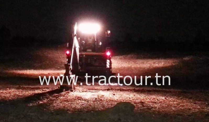 À louer للكراء Tractopelle Case 580 Super R للكراء complet