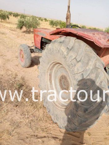 À vendre Tracteur Same 70 avec déchaumeuse à 9 disques et semi remorque agricole citerne complet