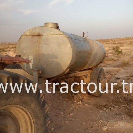 À vendre Tracteur Same 70 avec déchaumeuse à 9 disques et semi remorque agricole citerne complet