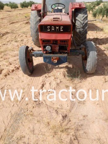 À vendre Tracteur Same 70 avec déchaumeuse à 9 disques et semi remorque agricole citerne complet
